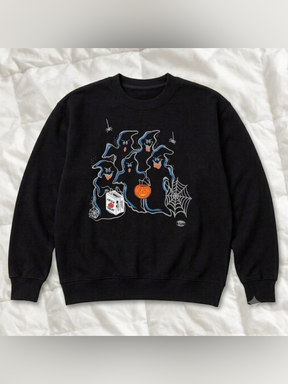 Black Halloween Ghost Graphic Sweatshirt